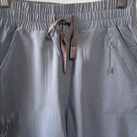 Figs Charlotte 21 Pocket Slim Scrub Pants in Dark Space Gray Size XXS Petite NWT - Picture 5 of 7